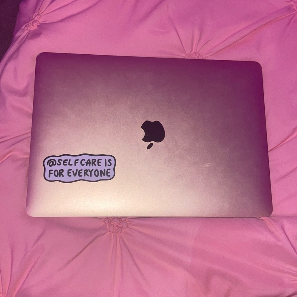Rose Gold MacBook Air 2020